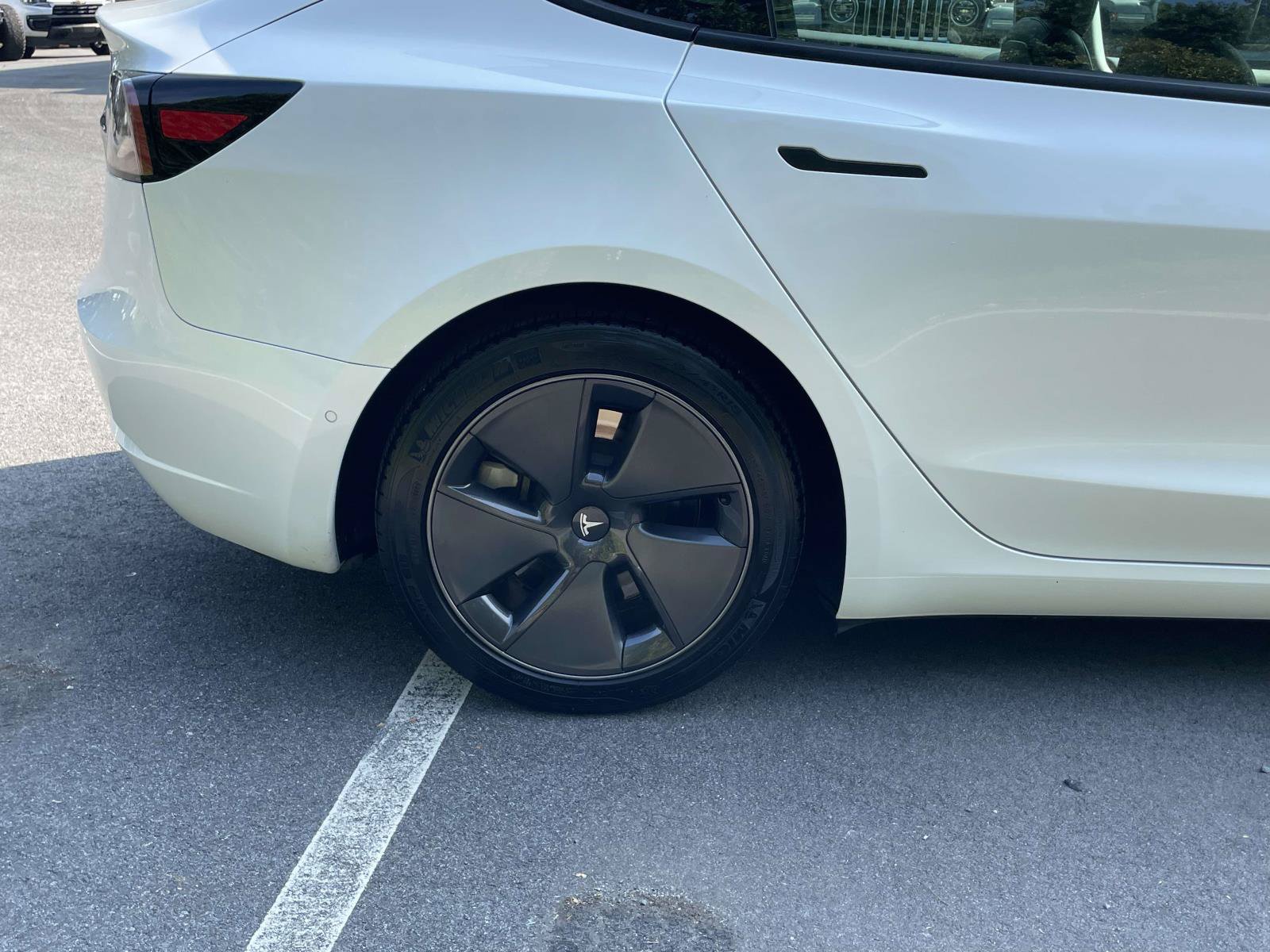 Used 2021 Tesla Model 3 Standard Range Plus RWD image 7