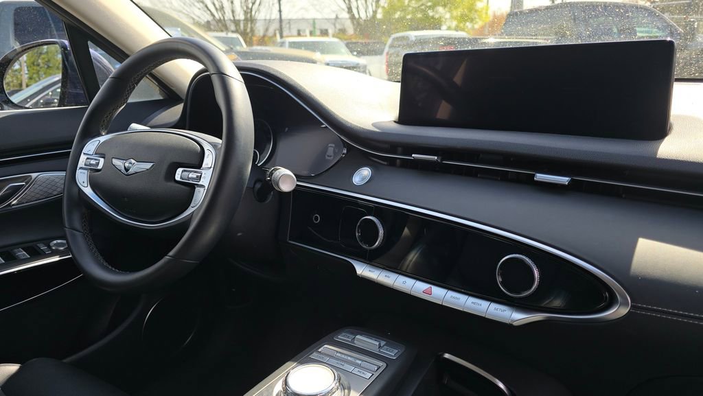 Used 2025 Genesis GV70 2.5T image 46