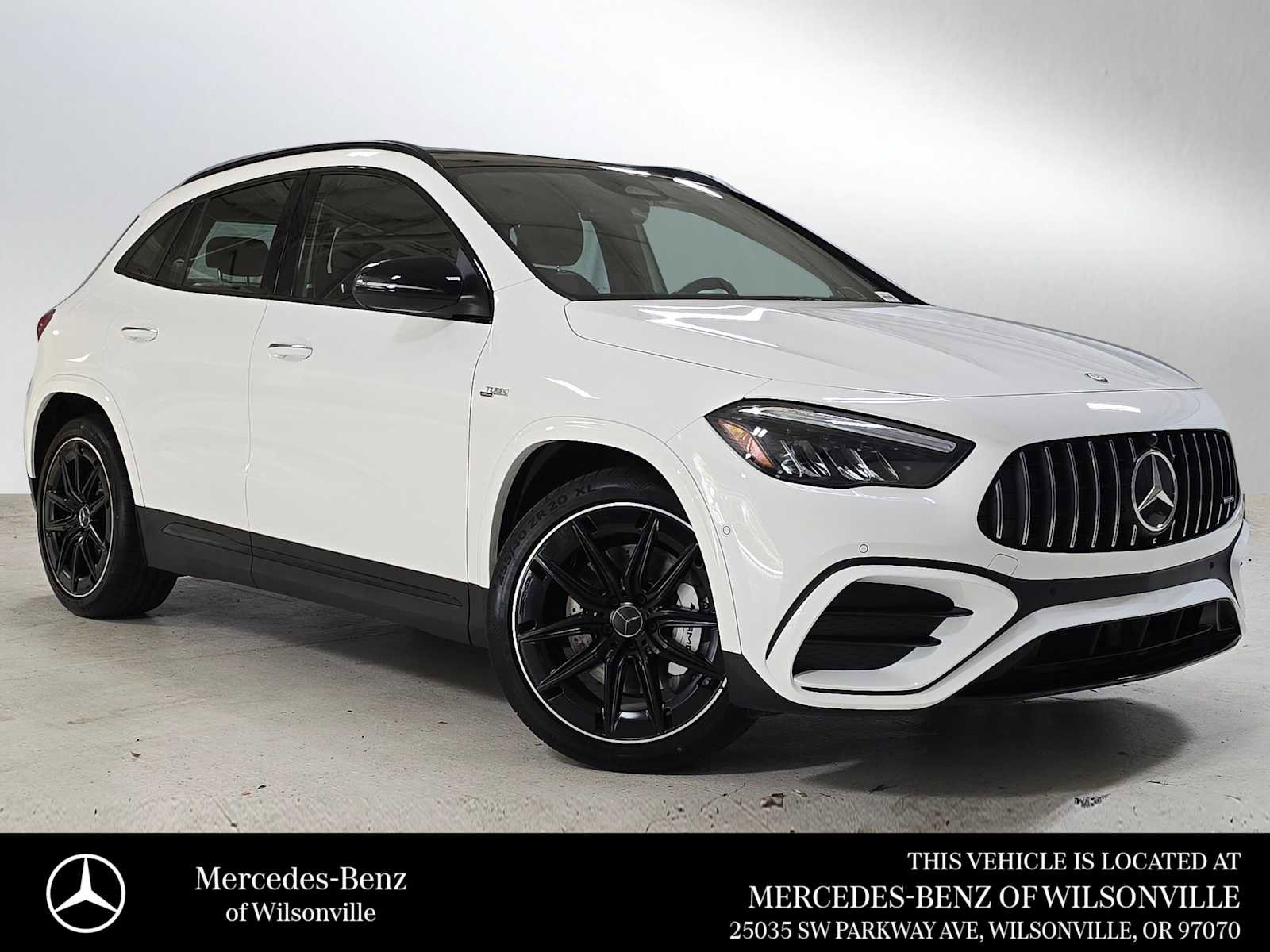 Used 2026 Mercedes-Benz GLA 35 AMG 4MATIC image 1