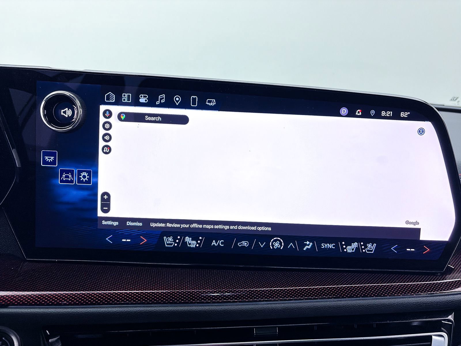 Used 2024 Chevrolet Traverse RS image 6