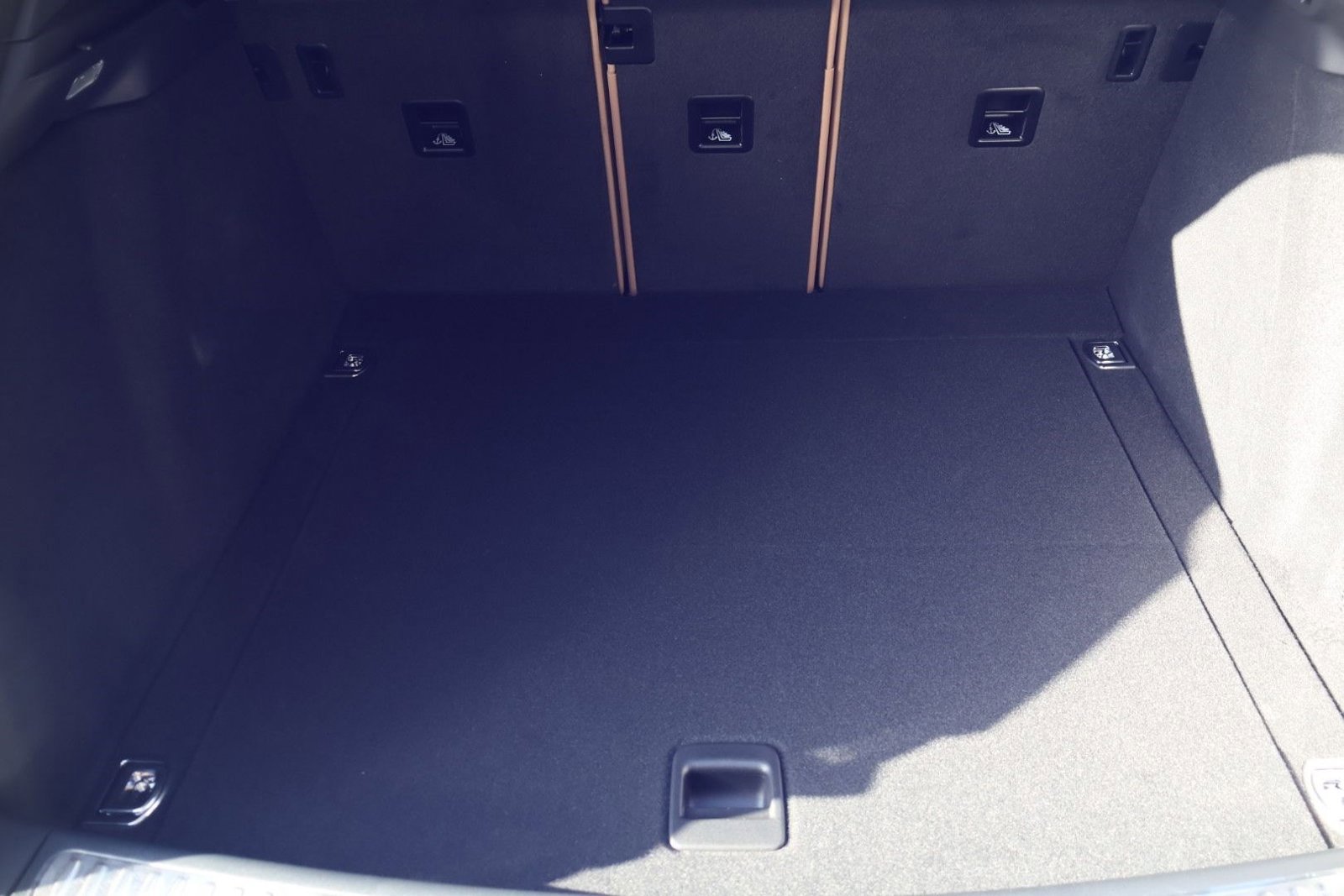 New 2026 Porsche Macan S image 22