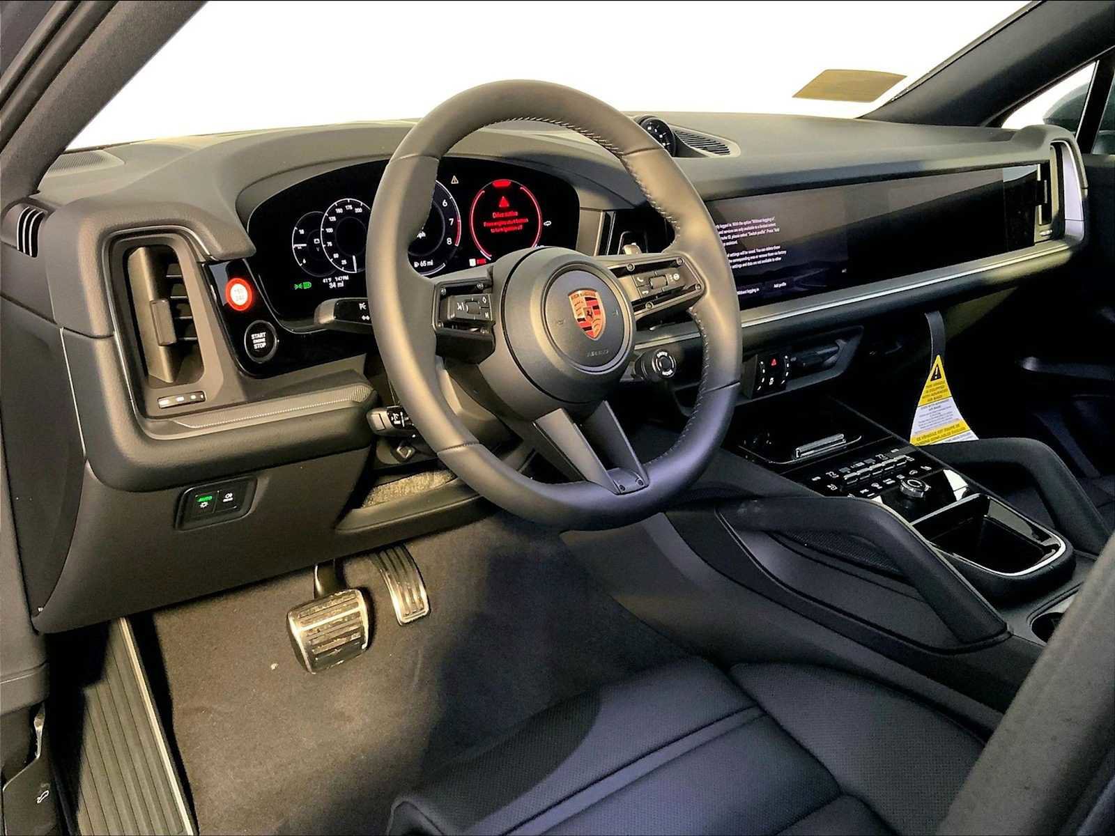 New 2026 Porsche Cayenne S image 4
