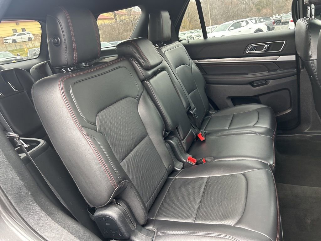 Used 2018 Ford Explorer Sport w/ Ford Safe & Smart Package image 46