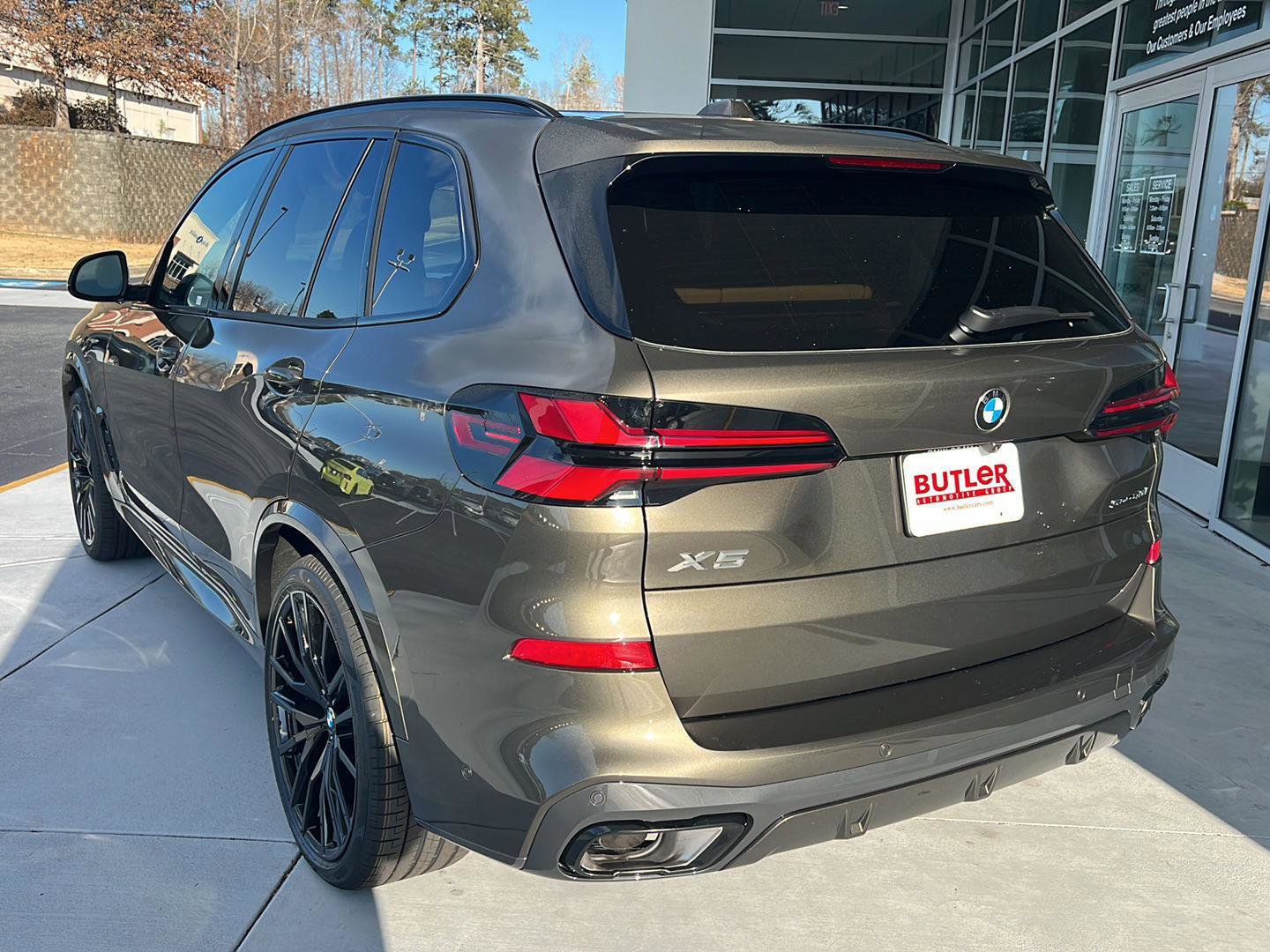 New 2026 BMW X5 sDrive40i image 5