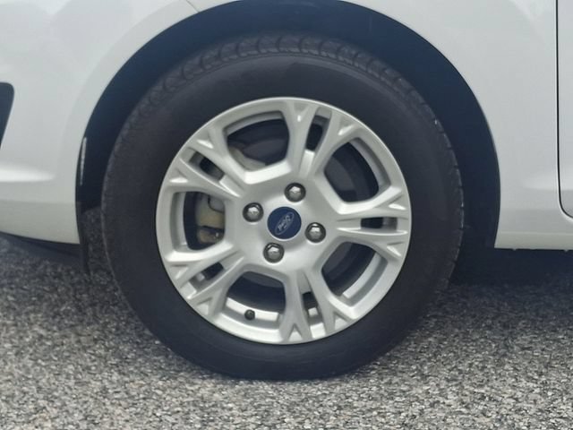 Used 2016 Ford Fiesta SE FWD image 8