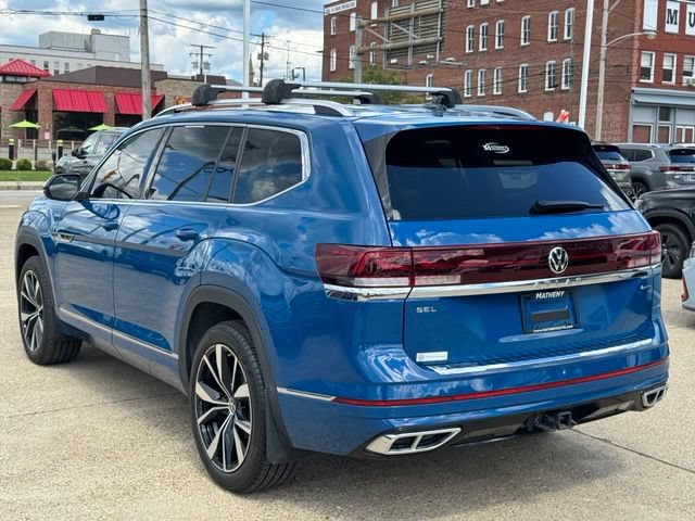 Certified 2025 Volkswagen Atlas SEL Premium R-Line AWD/4WD image 4