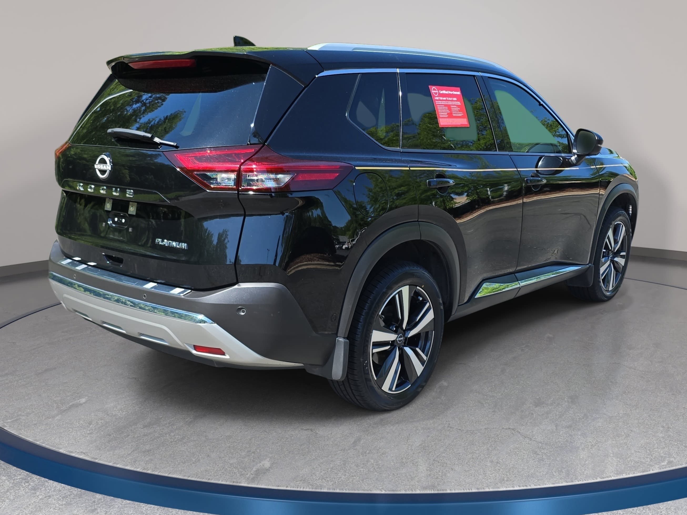 Certified 2023 Nissan Rogue Platinum FWD image 5