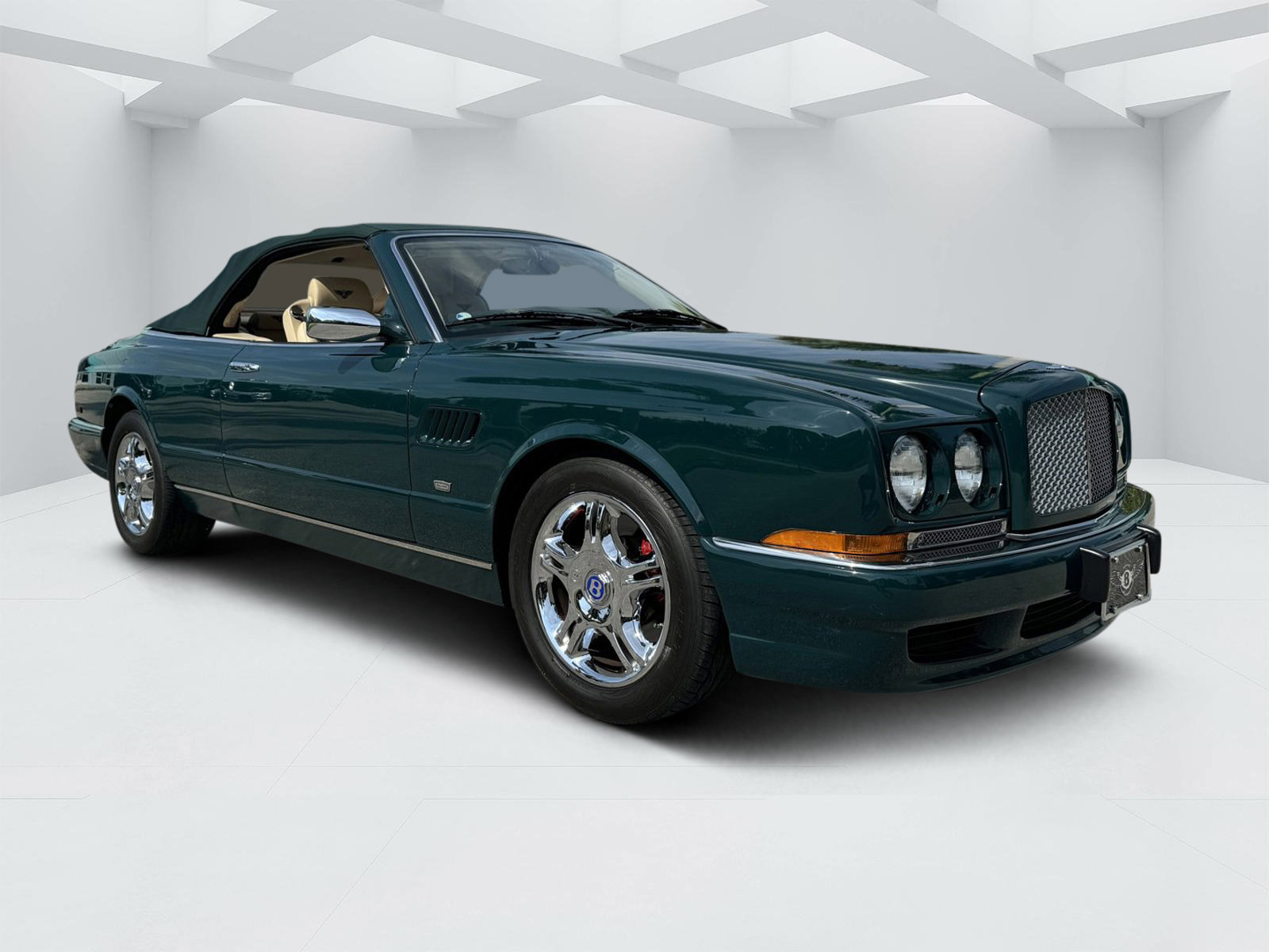 Used 2003 Bentley Azure image 30
