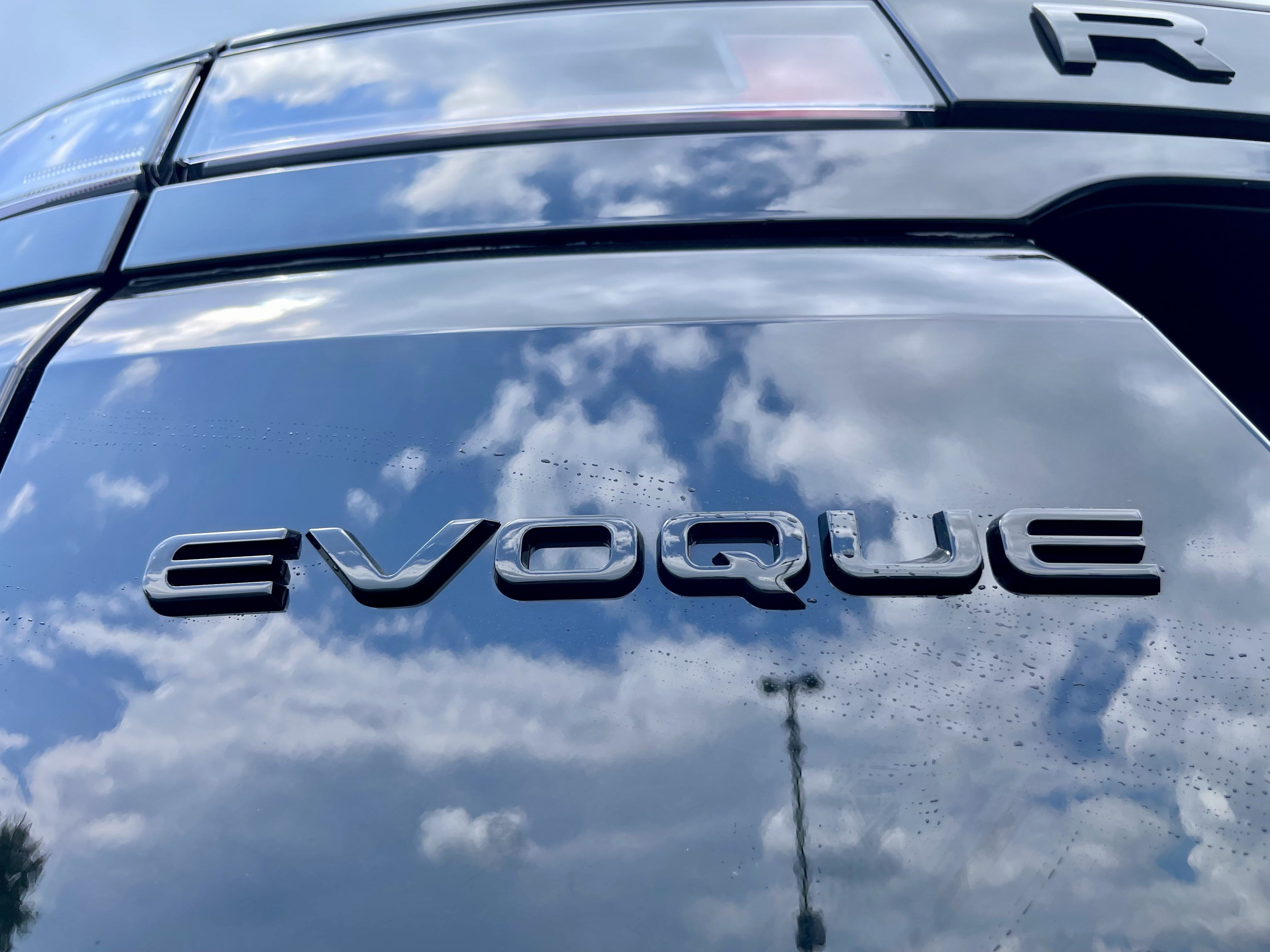 New 2026 Land Rover Range Rover Evoque Hoxton AWD/4WD image 34