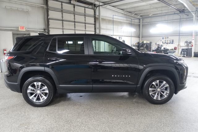 Used 2025 Chevrolet Equinox LT image 8