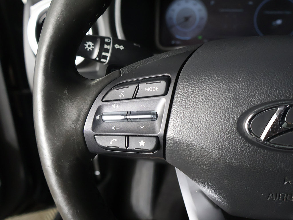 Used 2022 Hyundai Kona Limited w/ Cargo Package FWD image 40