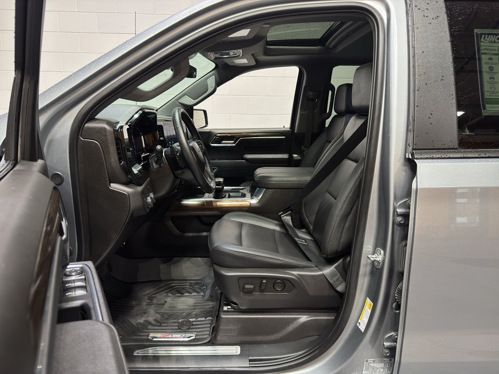 Used 2025 Chevrolet Silverado 1500 RST w/ Convenience Package II AWD/4WD image 20