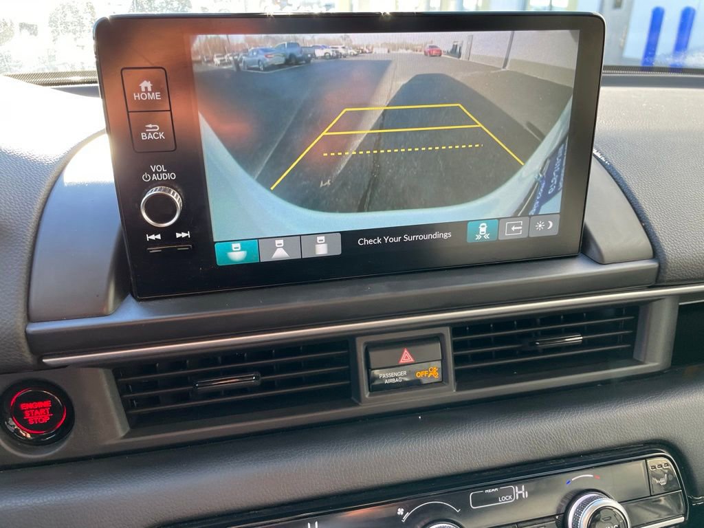 Certified 2025 Honda Pilot EX-L image 17