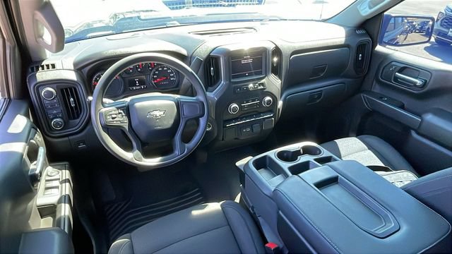 Used 2023 Chevrolet Silverado 1500 Custom Trail Boss w/ LPO, Dark Essentials Package AWD/4WD image 16