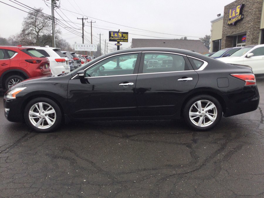 Used 2015 Nissan Altima 2.5 SV w/ Convenience Package FWD image 9