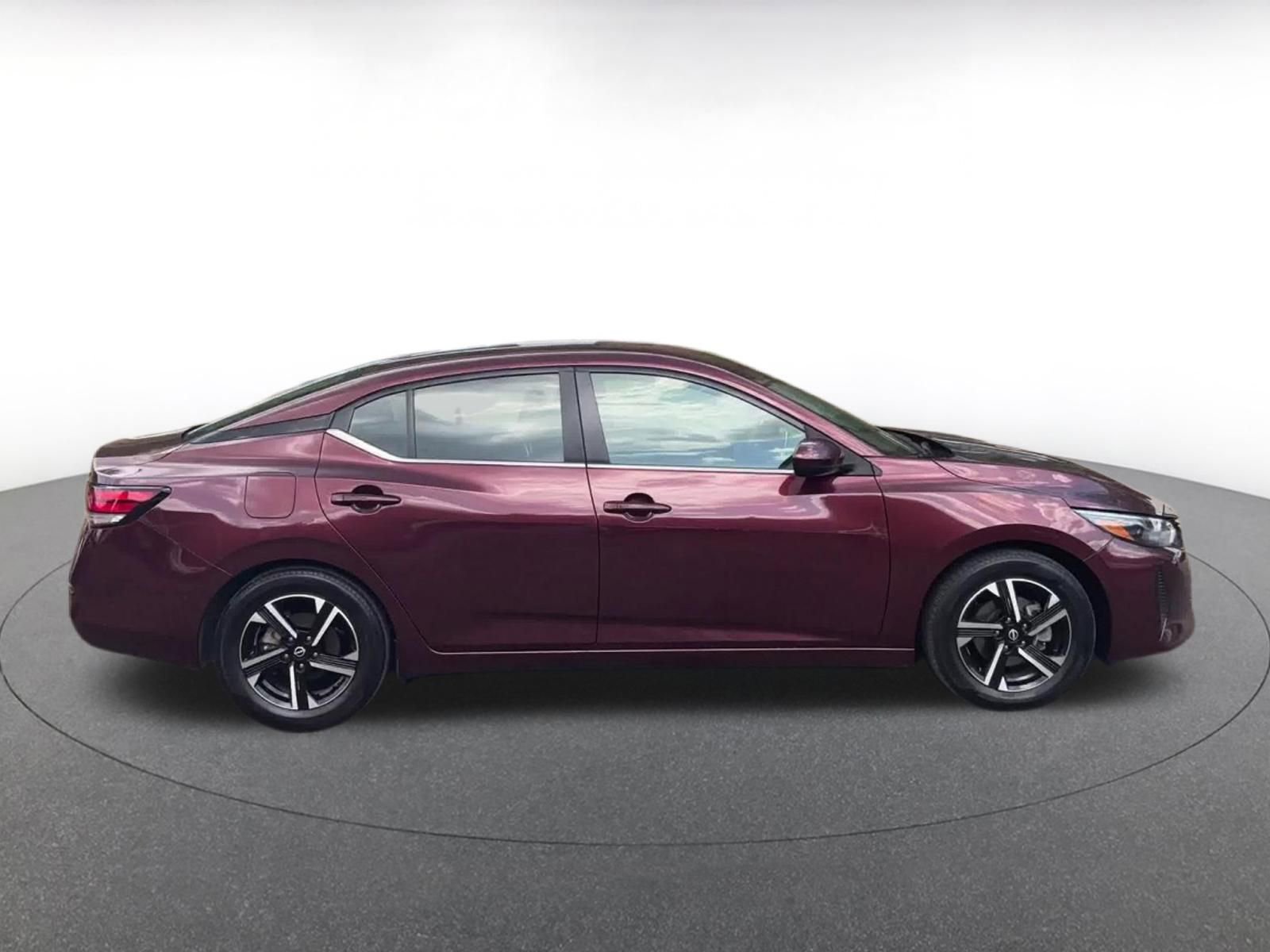 Used 2024 Nissan Sentra SV FWD image 16