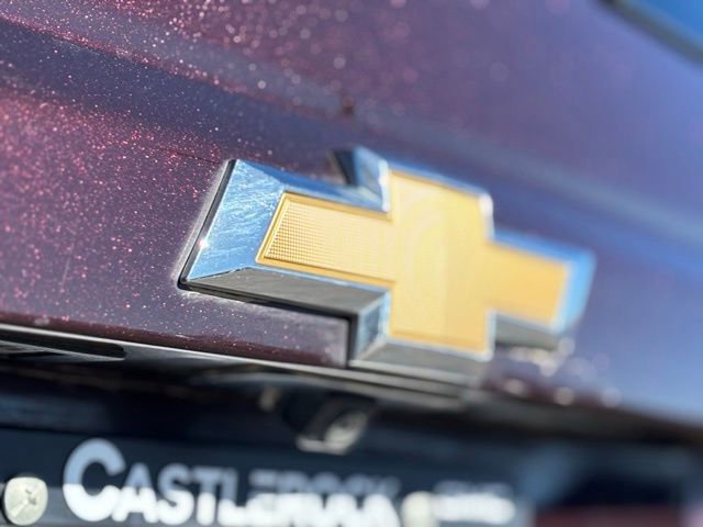 Used 2017 Chevrolet Suburban Premier image 22