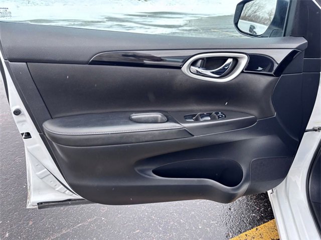 Used 2019 Nissan Sentra SV image 12