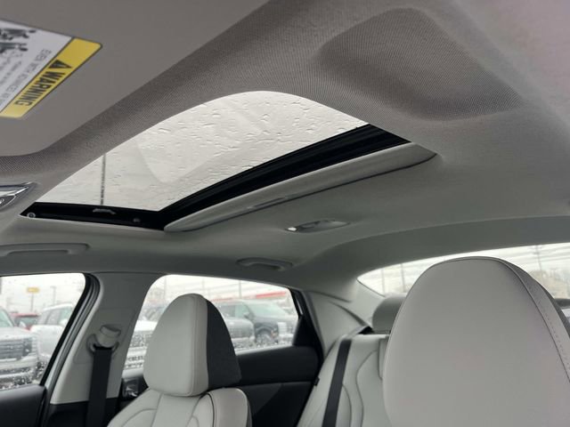 Used 2025 Hyundai Elantra Limited image 26