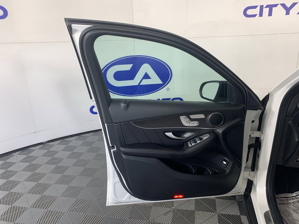 Used 2022 Mercedes-Benz GLC 300 4MATIC image 14