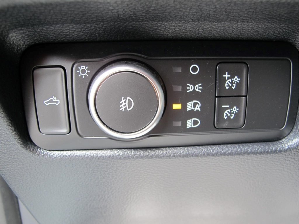 Used 2024 Ford Ranger XLT w/ Technology Package AWD/4WD image 13