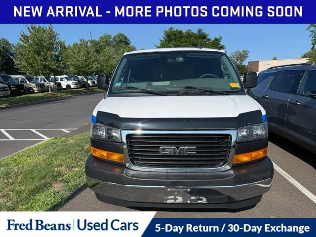 Used 2021 GMC Savana 2500 w/ Driver Convenience Package RWD image 3