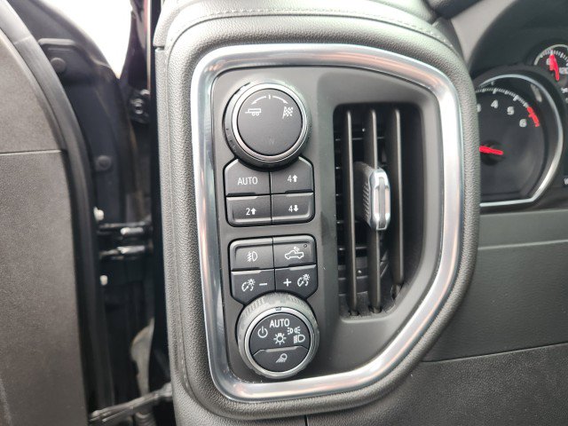 Used 2019 Chevrolet Silverado 1500 LTZ image 36