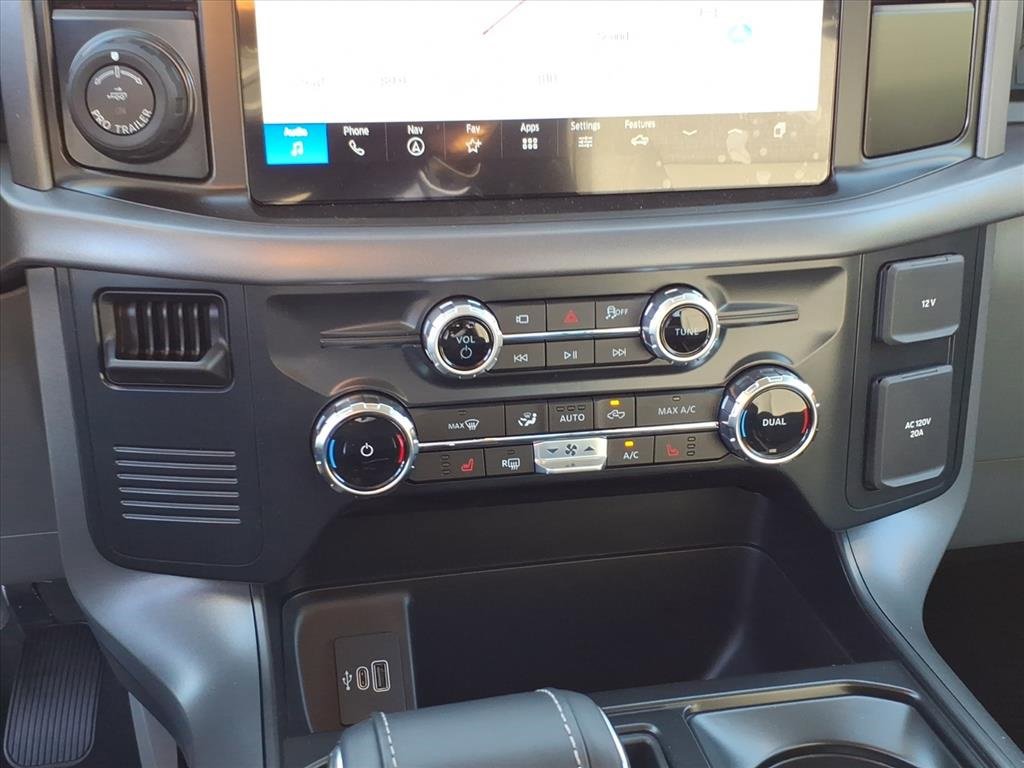 New 2025 Ford F150 Lightning XLT image 20