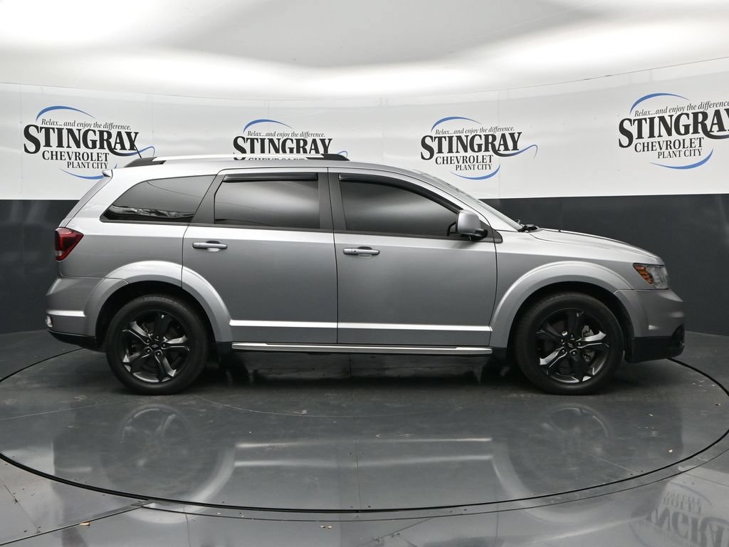 Used 2018 Dodge Journey Crossroad w/ Nav & Sun Group FWD image 8