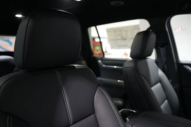 New 2026 GMC Acadia Elevation w/ Black Edition image 23