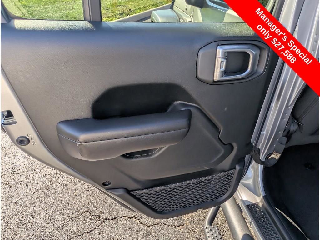 Used 2021 Jeep Wrangler Unlimited Sport image 11