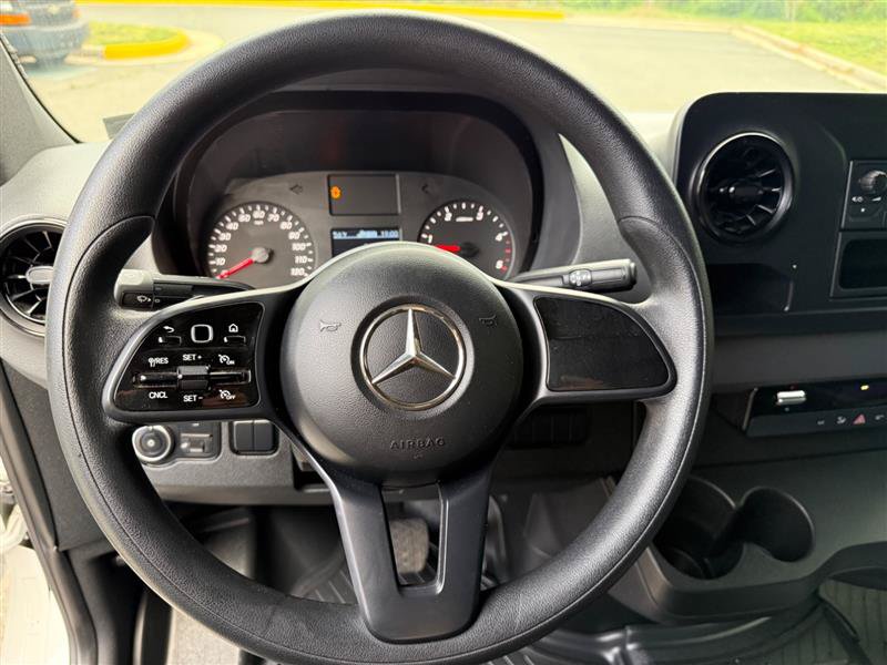 Used 2019 Mercedes-Benz Sprinter 144 Cargo image 28