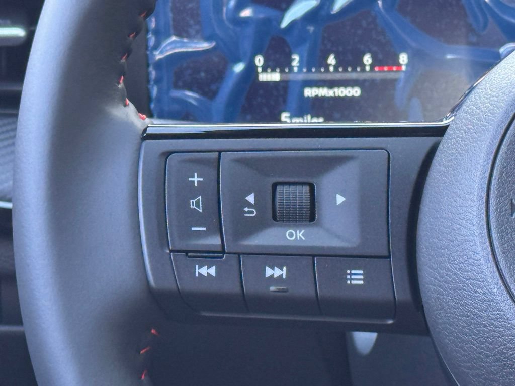 New 2026 Nissan Kicks SR FWD image 15