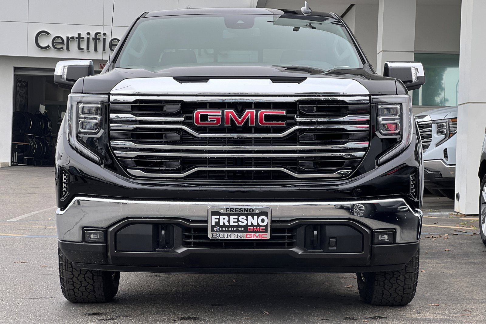New 2026 GMC Sierra 1500 SLT w/ SLT Convenience Package image 3