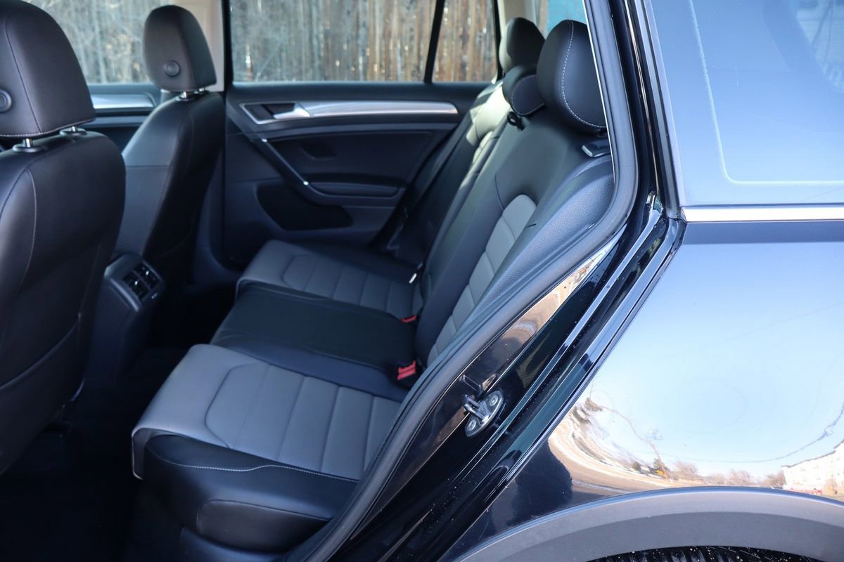 Used 2017 Volkswagen Golf Alltrack SEL image 20