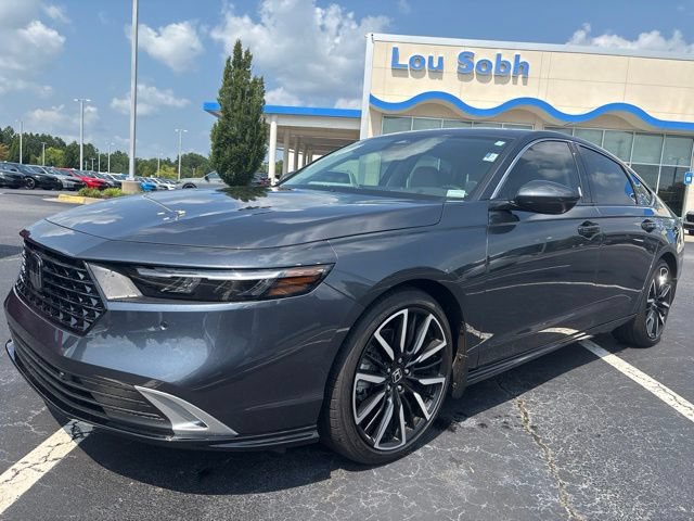 Used 2024 Honda Accord Touring image 2
