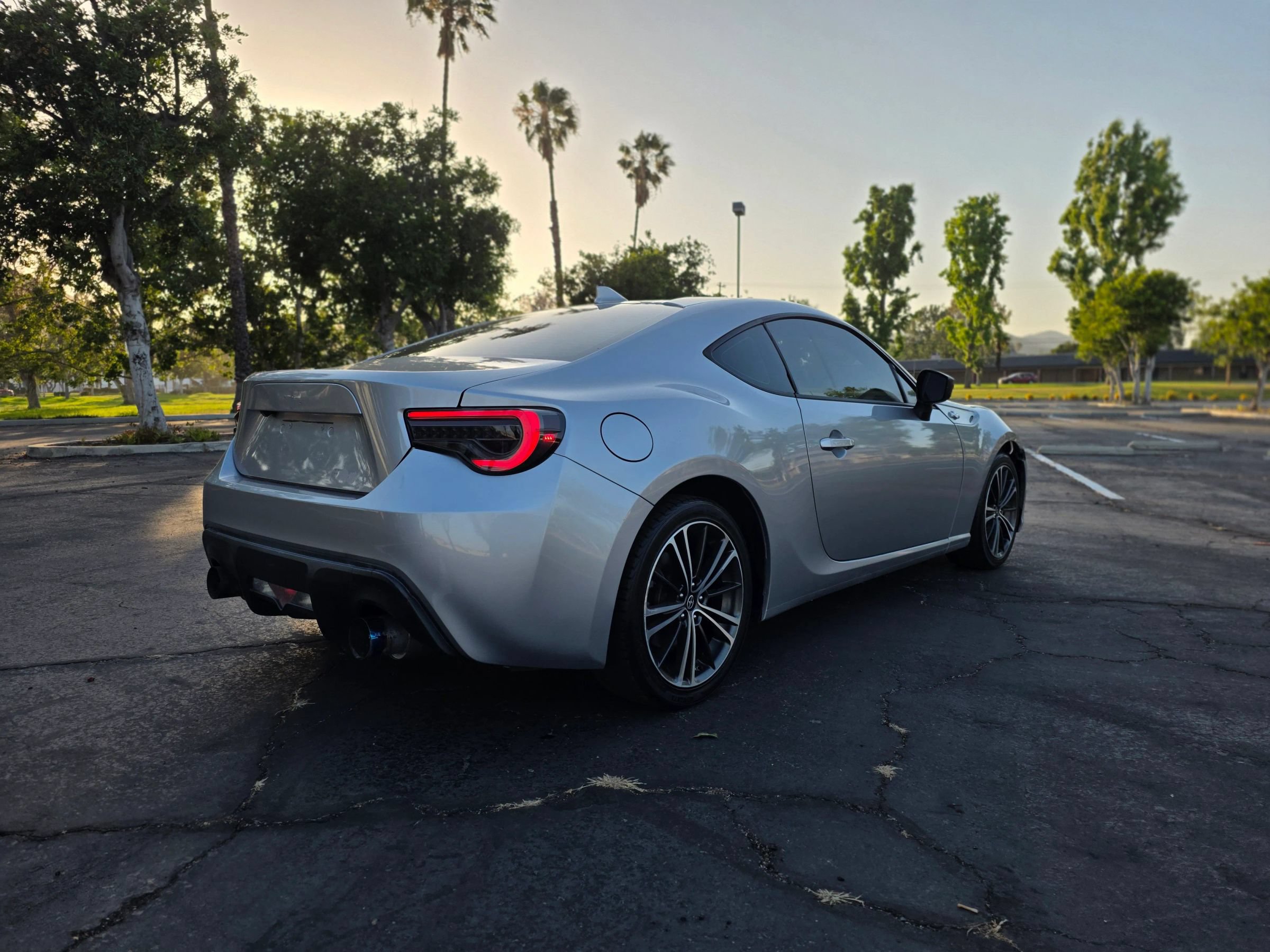 Used 2016 Scion FR-S RWD image 5