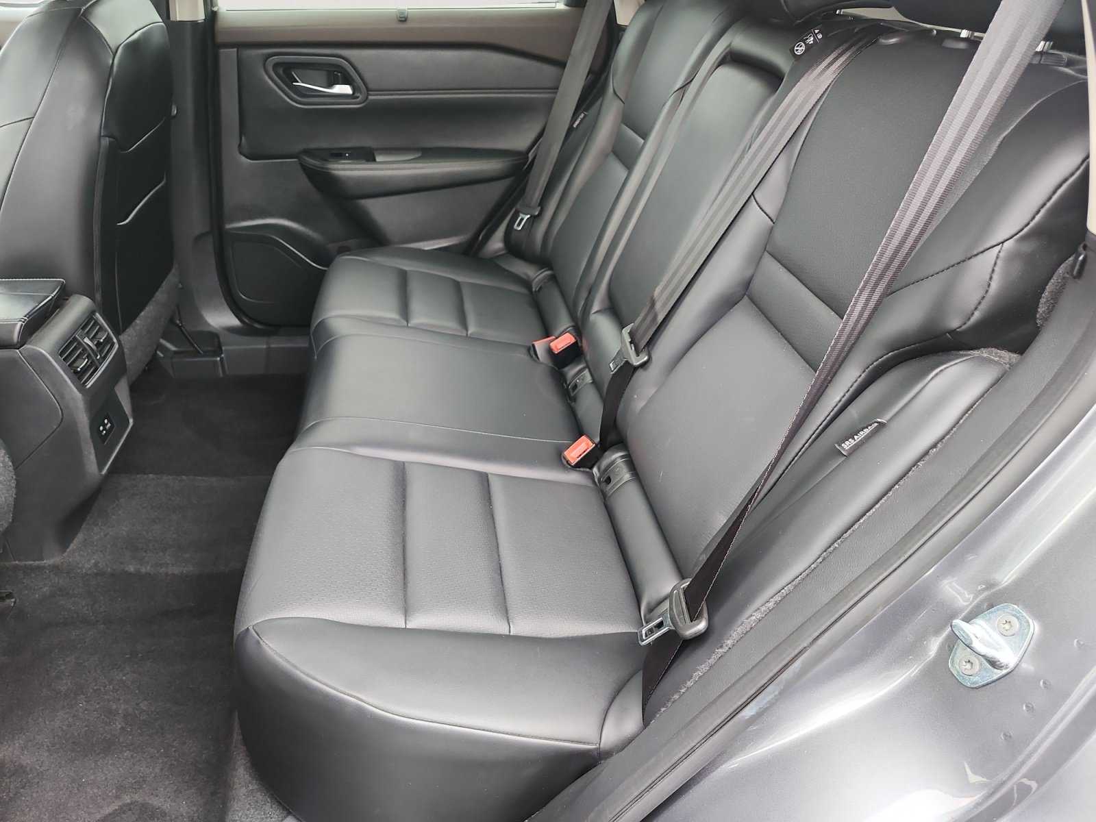 Used 2023 Nissan Rogue SV w/ SV Premium B Package AWD/4WD image 14