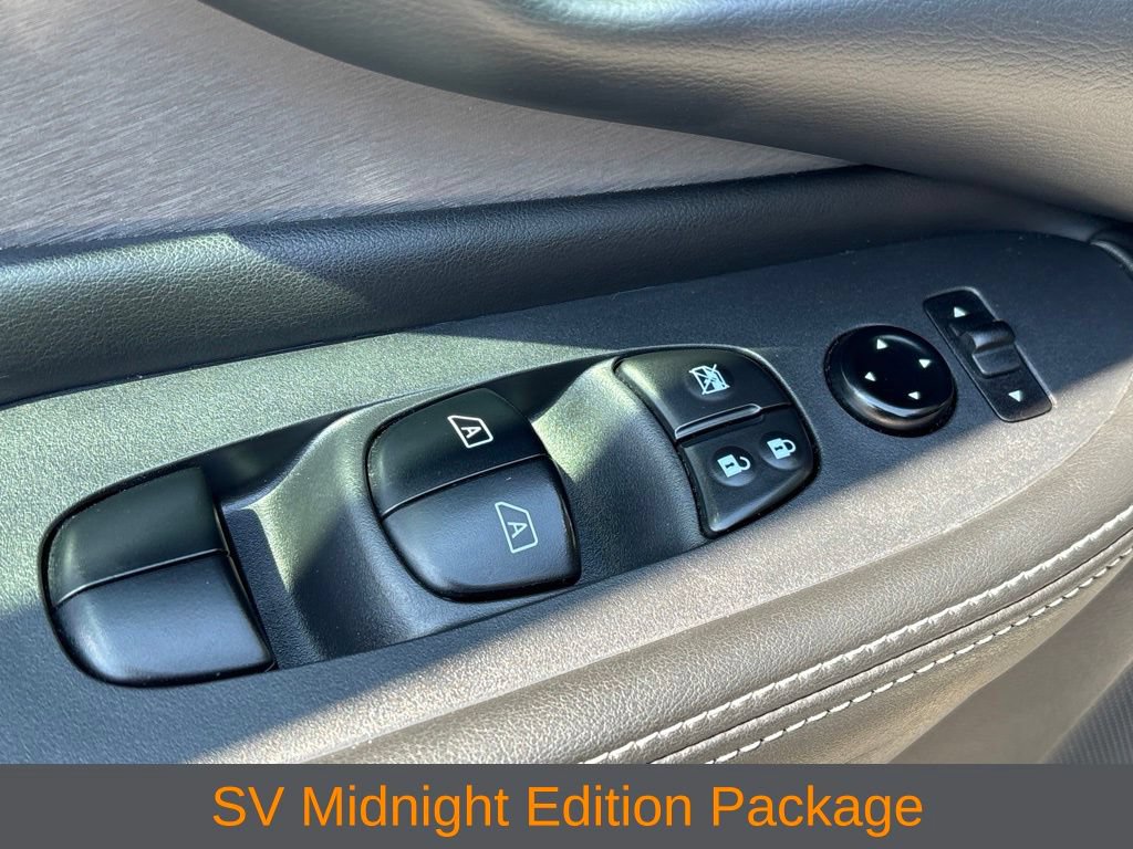 Used 2022 Nissan Murano SV w/ SV Midnight Edition Package FWD image 12