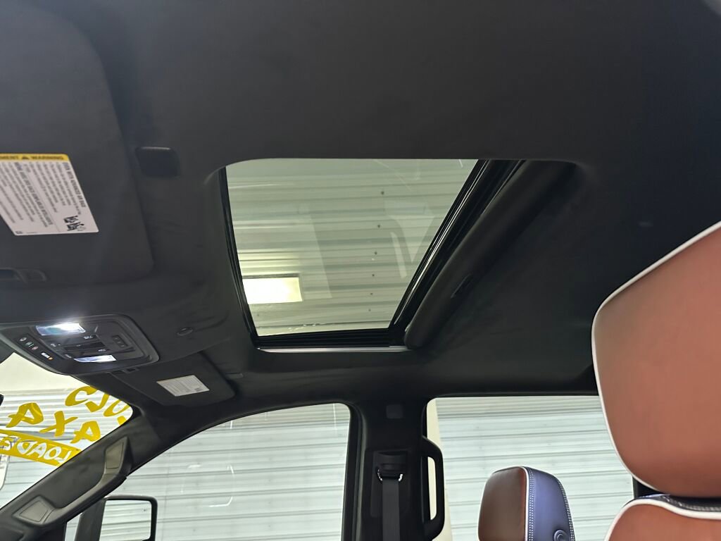 Certified 2025 GMC Sierra 2500 Denali Ultimate w/ Max Trailering Package image 8