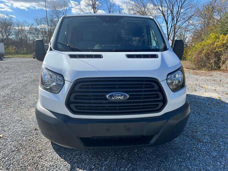 Used 2018 Ford Transit 150 130 Low Roof RWD image 3