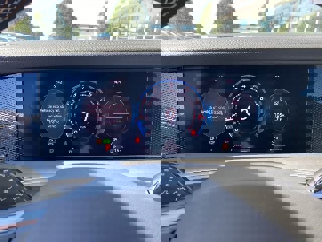 New 2025 Volkswagen Tiguan SE image 30