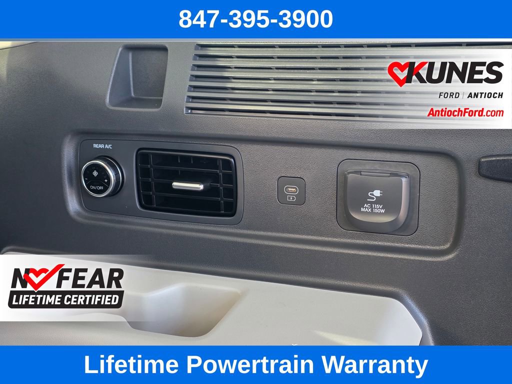 Used 2025 Hyundai Santa Fe Calligraphy image 32