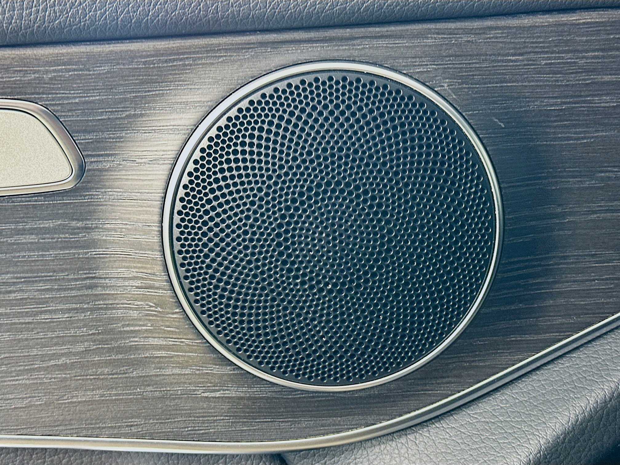 Used 2022 Mercedes-Benz GLC 300 4MATIC w/ Multimedia Package Lite image 24