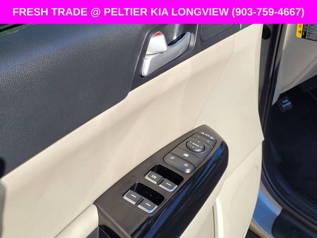 Used 2020 Kia Sportage EX FWD image 16