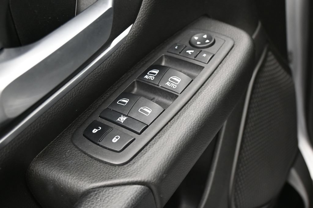 Used 2023 RAM 1500 Big Horn AWD/4WD image 15