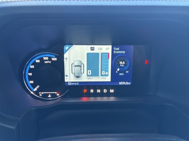 Used 2024 Ford Bronco Badlands image 11