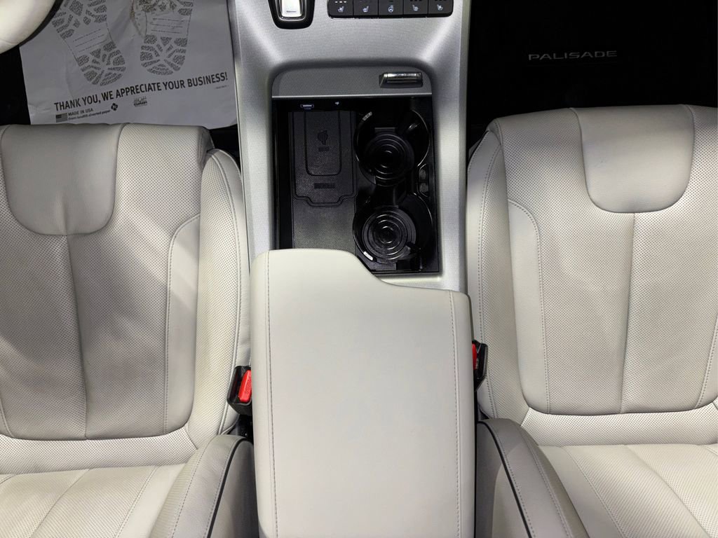 Used 2023 Hyundai Palisade Limited image 24