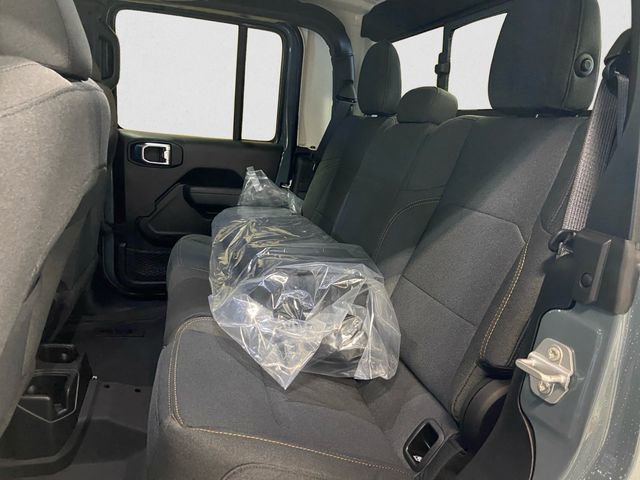 New 2025 Jeep Gladiator Willys image 14