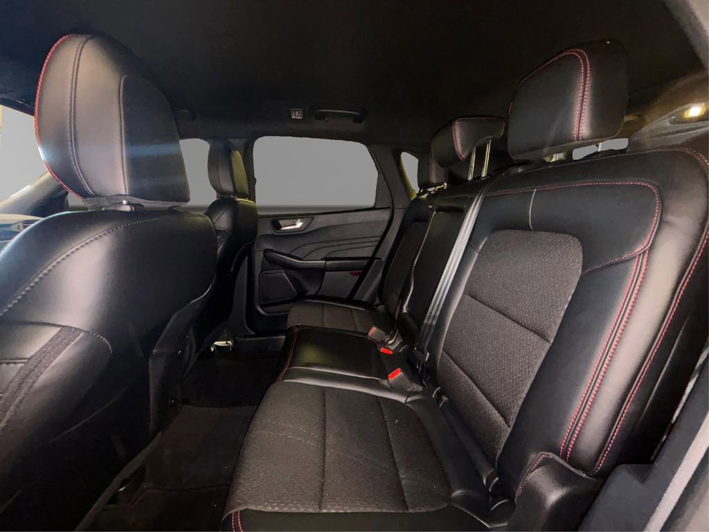 Certified 2025 Ford Escape ST-Line image 10